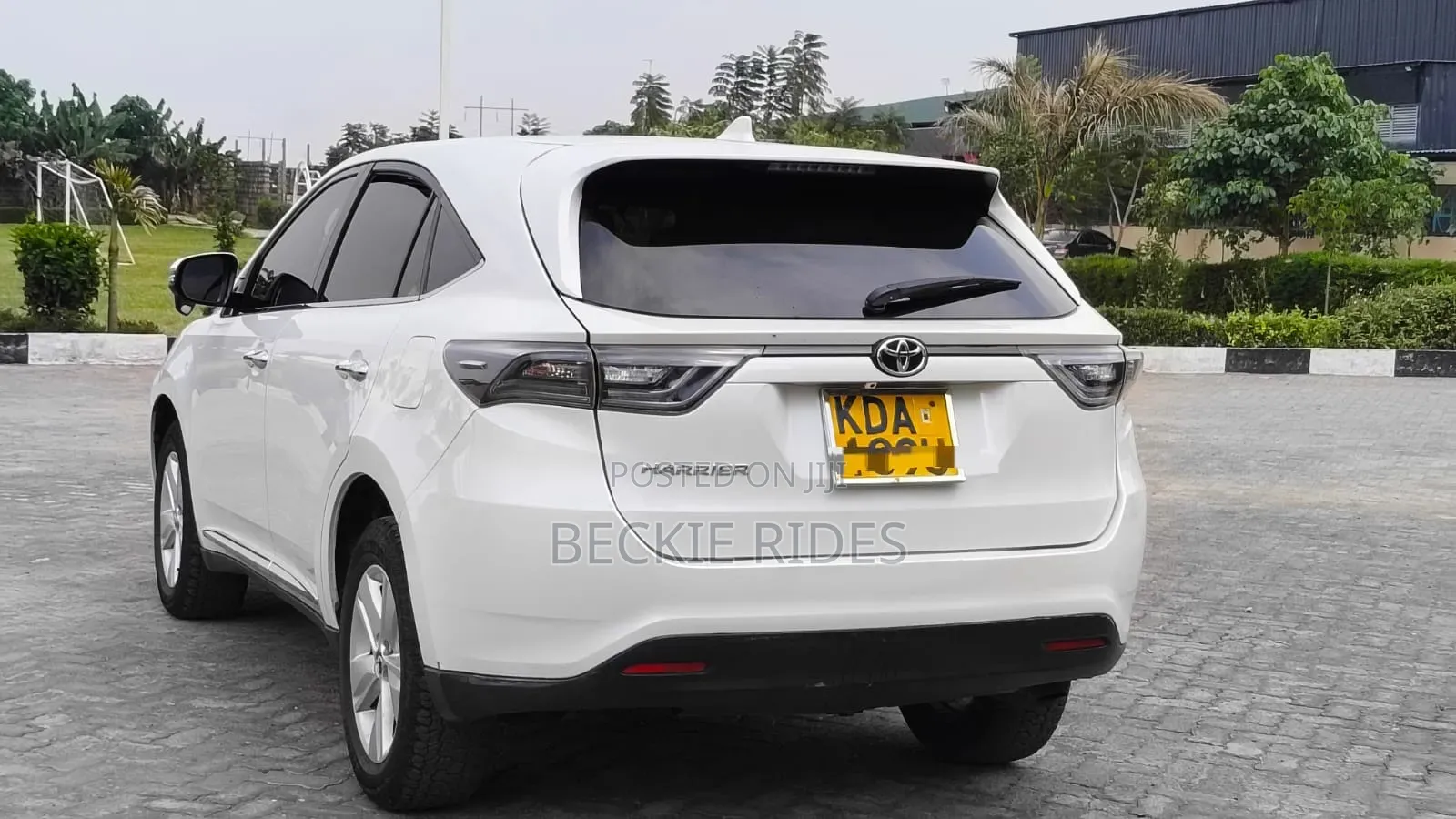 Toyota Harrier 2015 Pearl