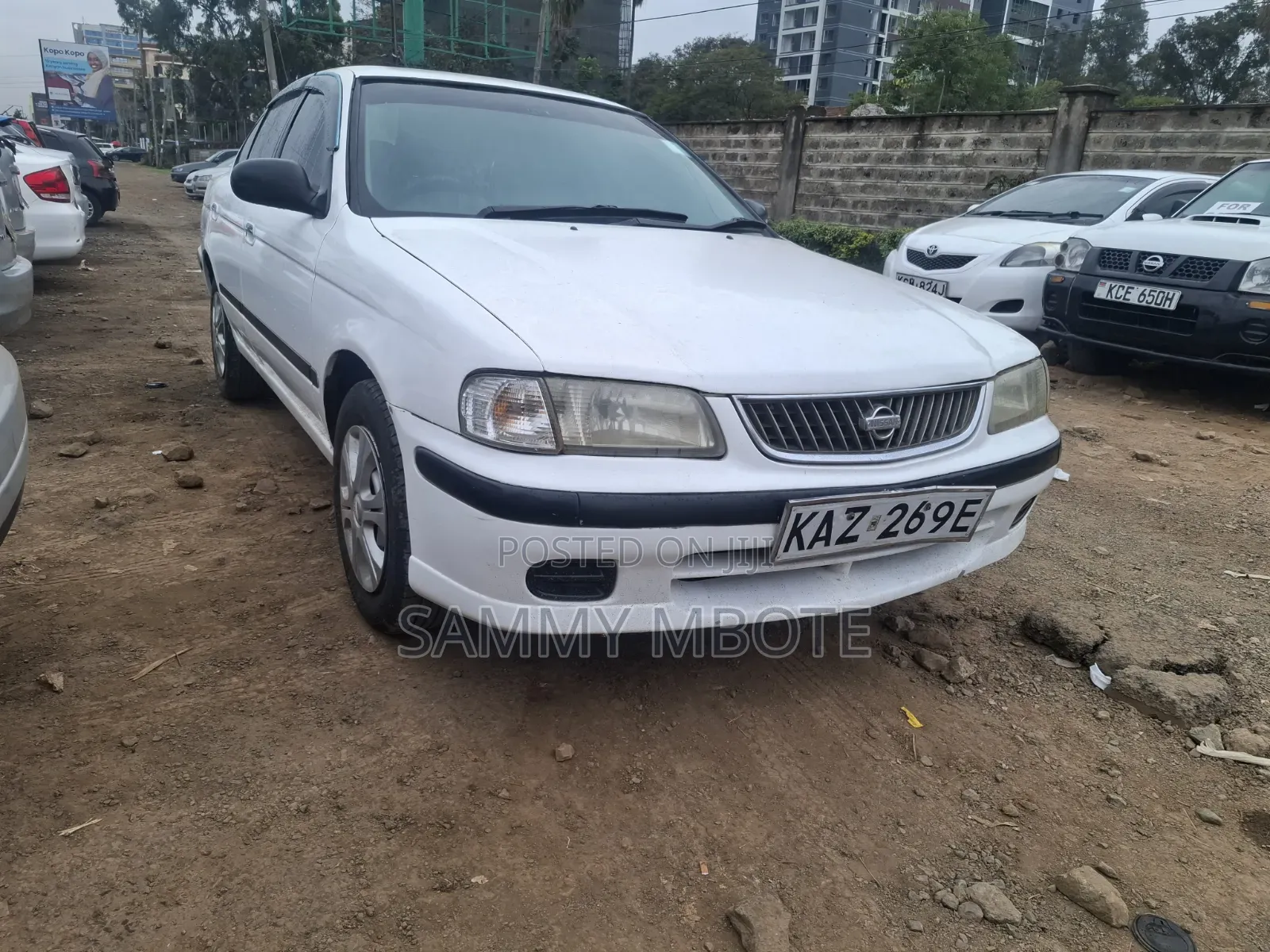 Nissan FB15 1999 White