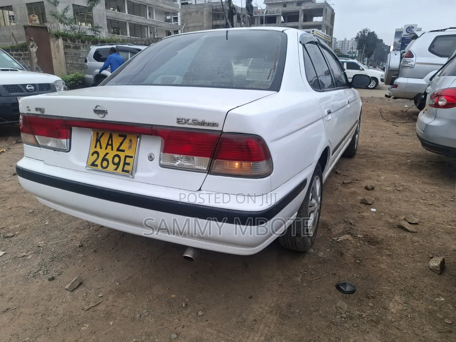 Nissan FB15 1999 White
