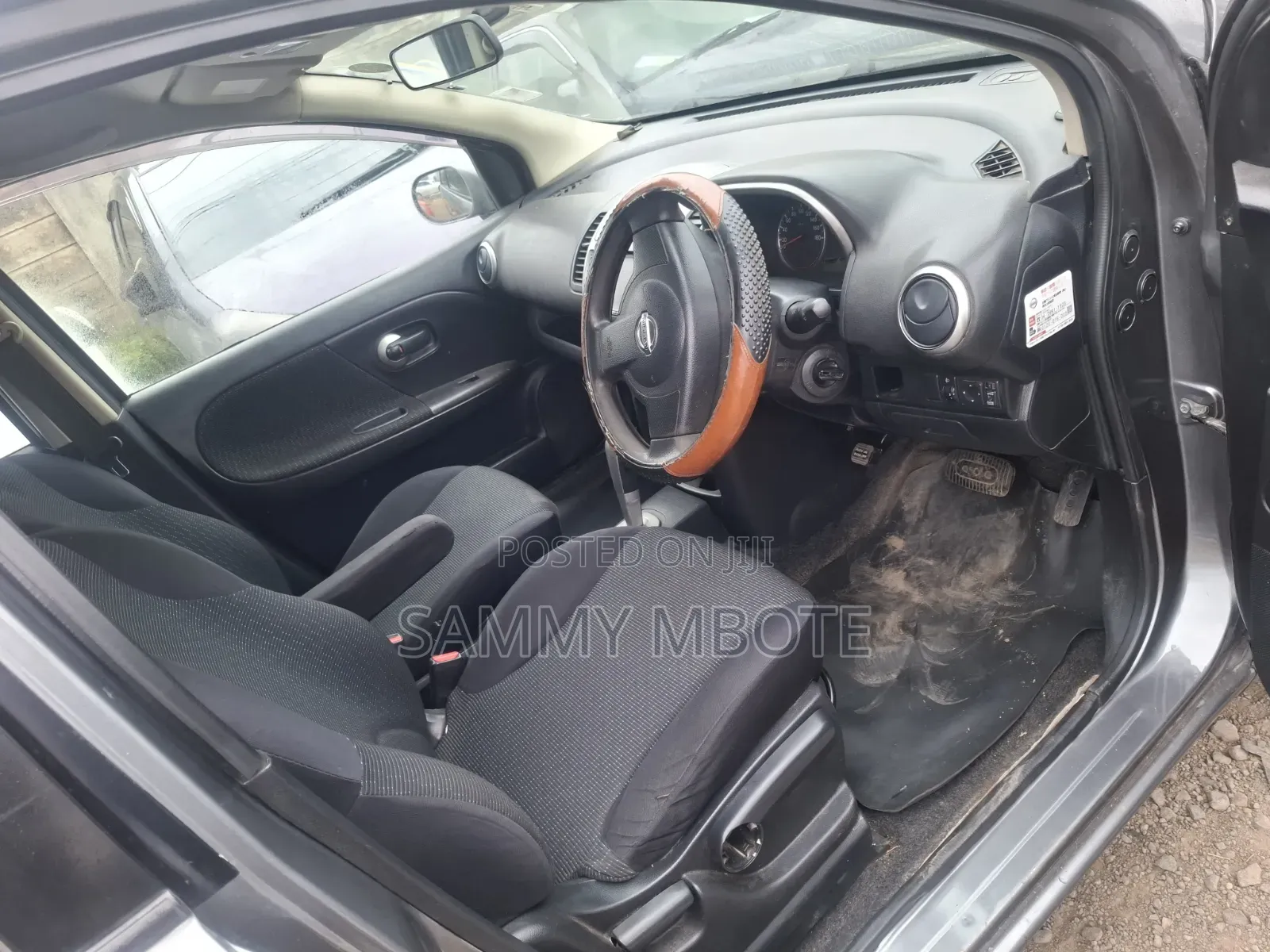 Nissan Note 2010 Gray