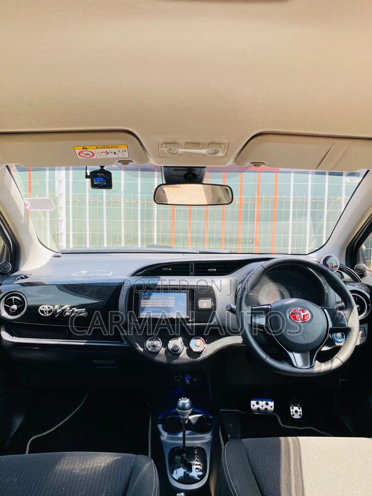 Toyota Vitz 1.0 FWD 5dr 2018 Silver