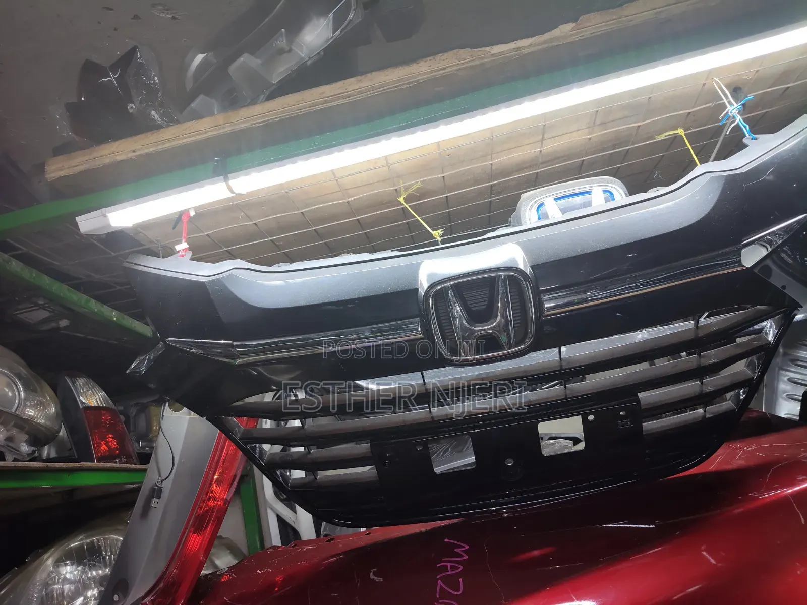 Honda Vezel Grill Available