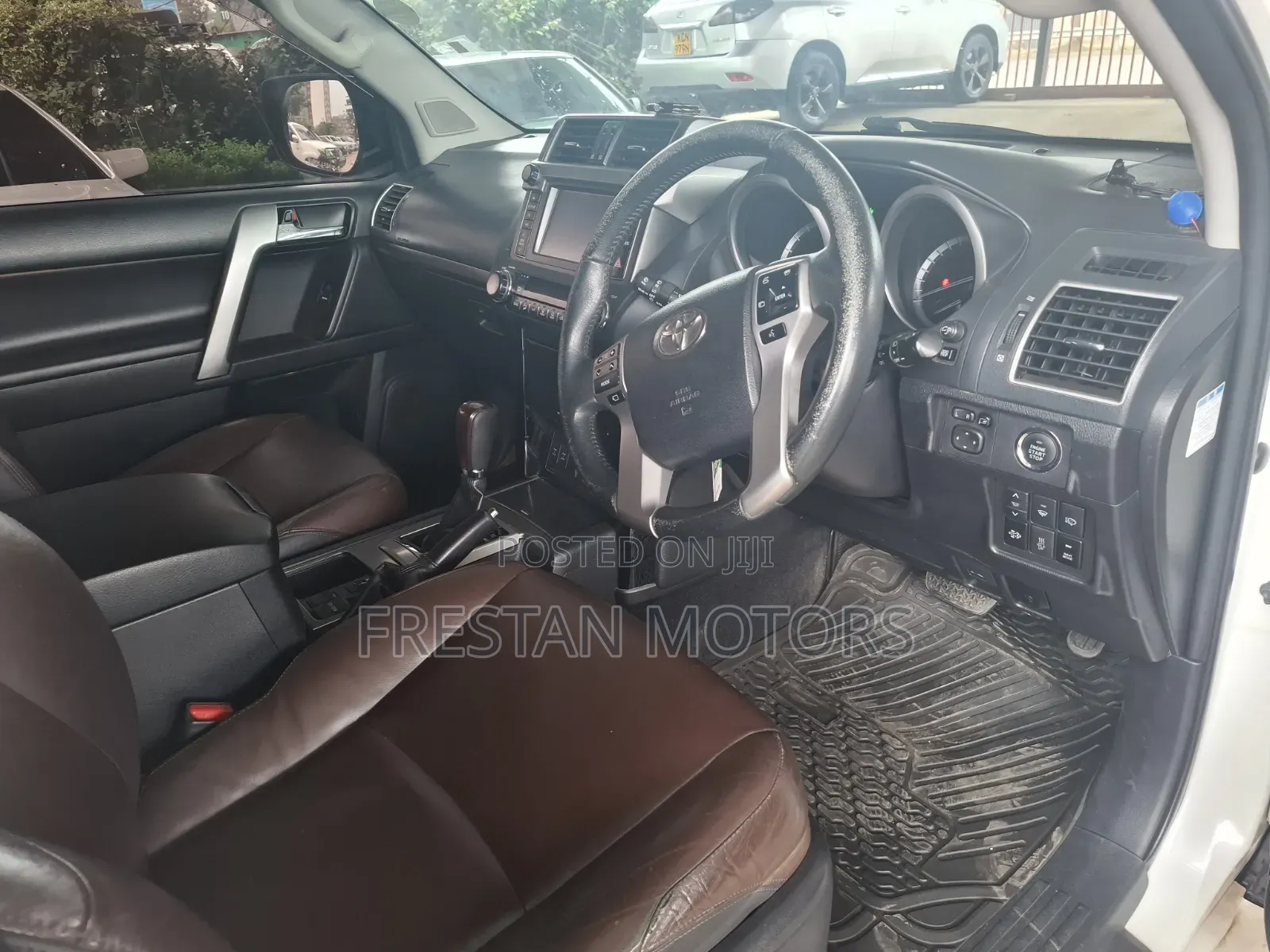 Toyota Land Cruiser Prado 2016 White