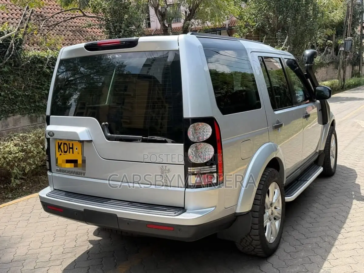 Land Rover Discovery 2015 Silver