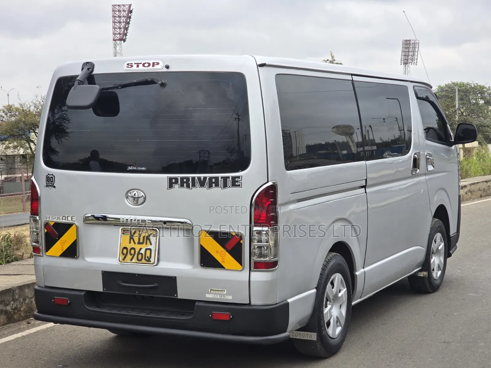 Toyota HiAce 2015 Silver