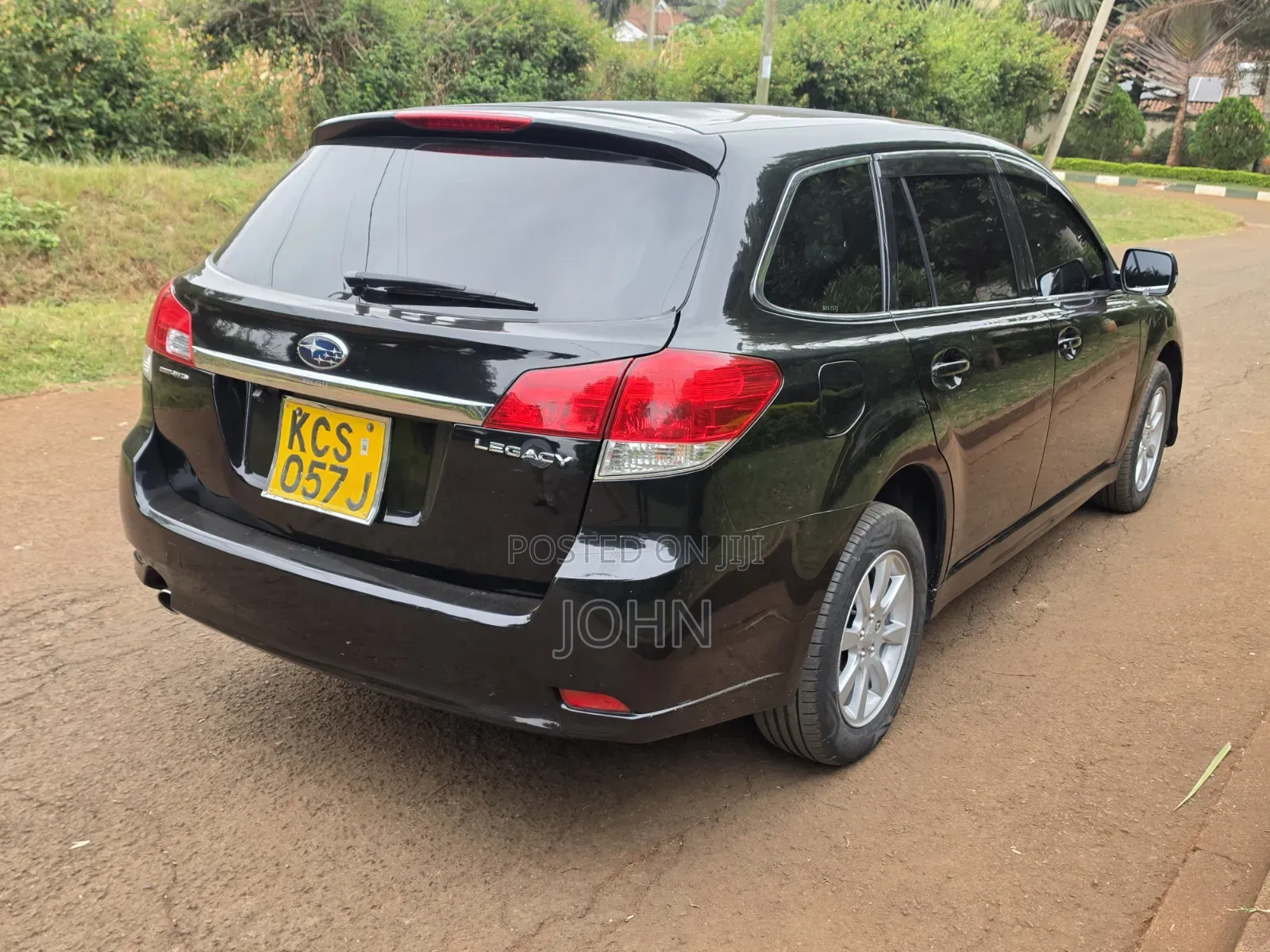 Subaru Legacy 2011 Black