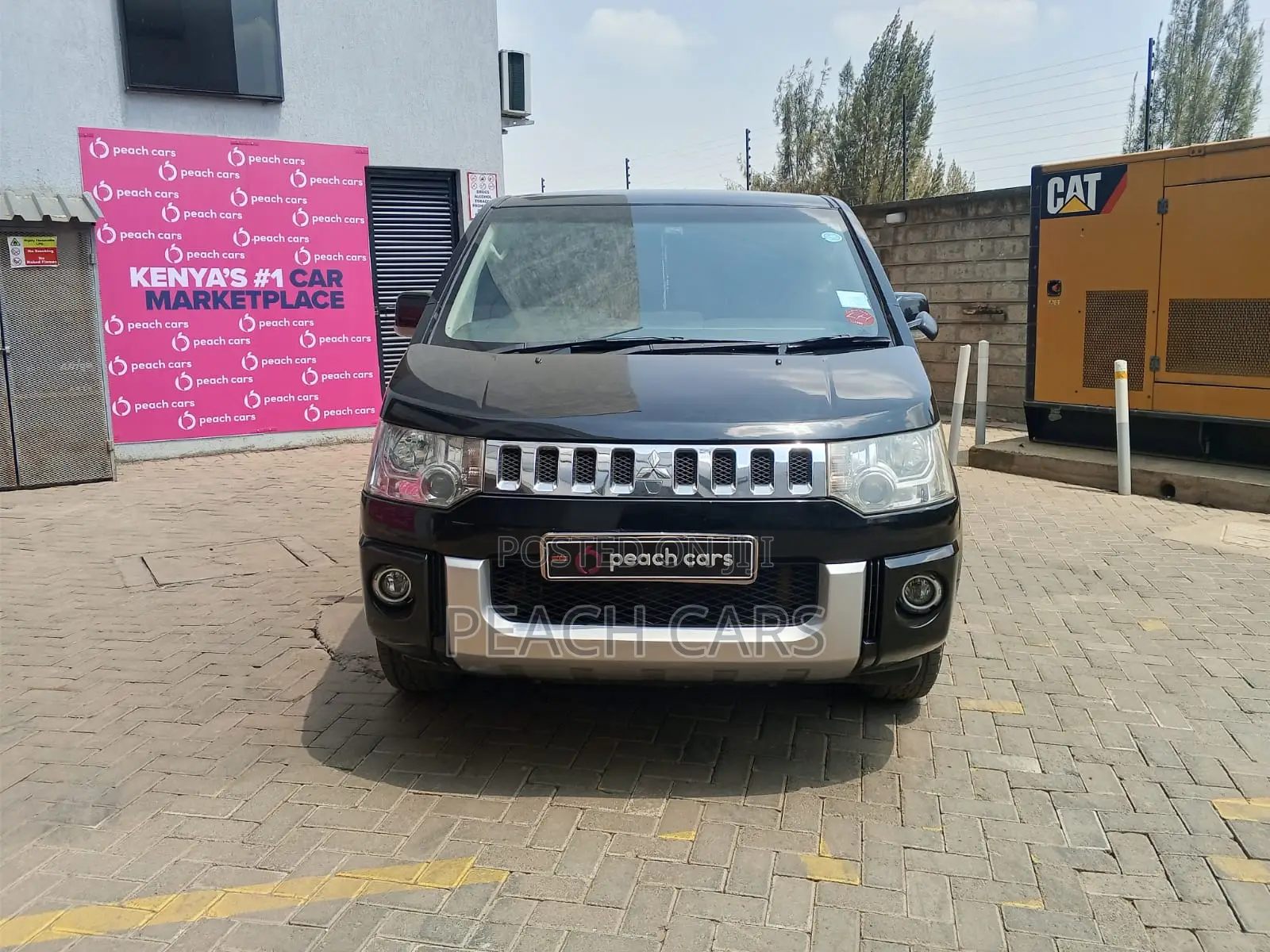 Mitsubishi Delica 2015 Black