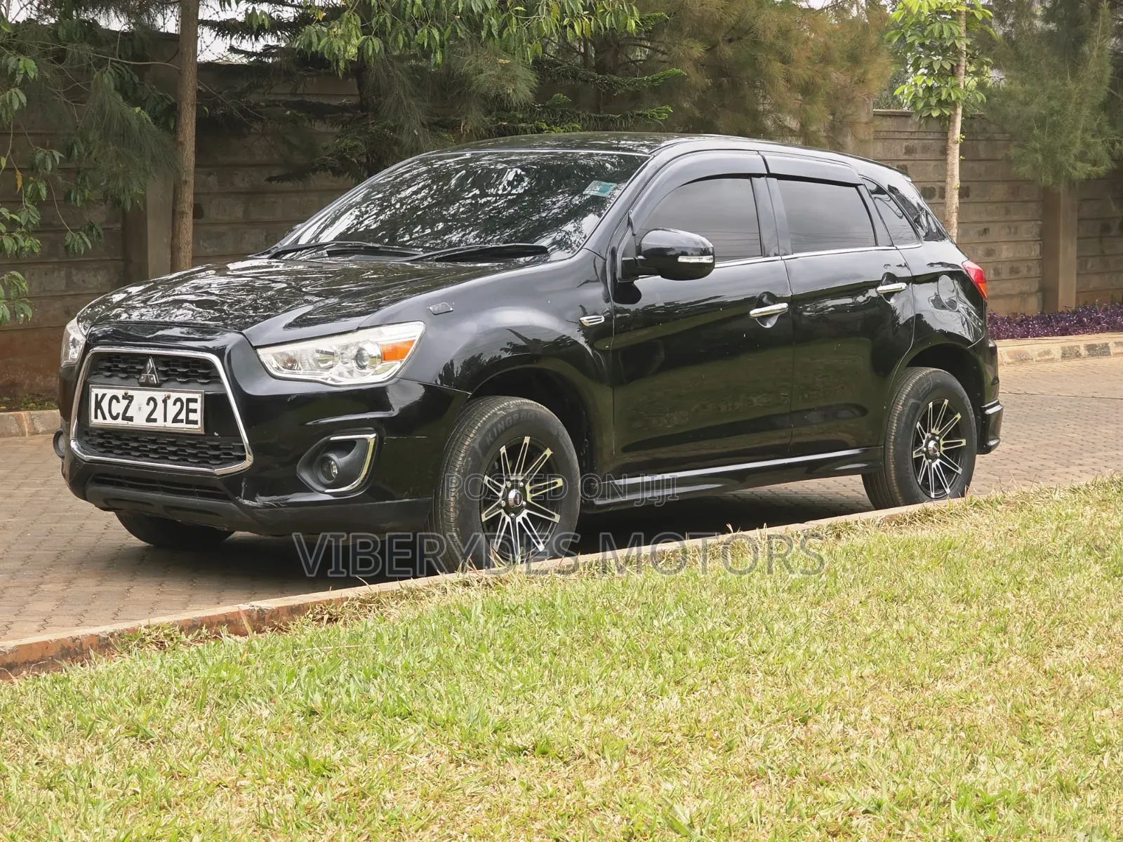 Mitsubishi RVR 2013 Black