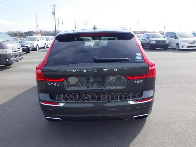 Volvo XC60 T5 Inscription AWD 2020 Gray