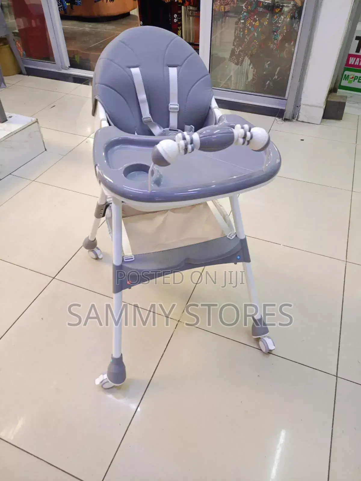 Modern Baby High Chair for Toddlers – Foldable, Safe Comfortable