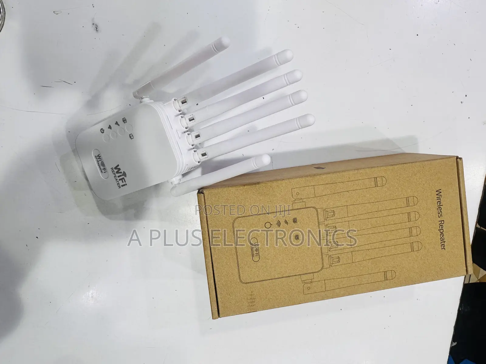 1200mbps Wifi Repeater WR36 – Dual Band Wireless Booster
