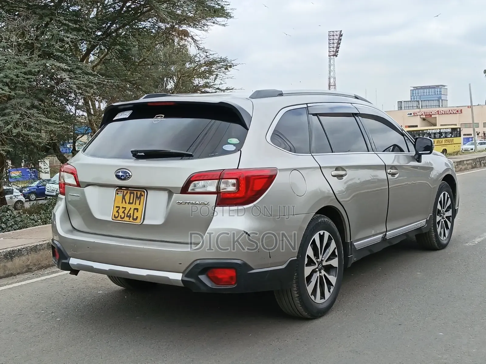 Subaru Outback 2017 Silver