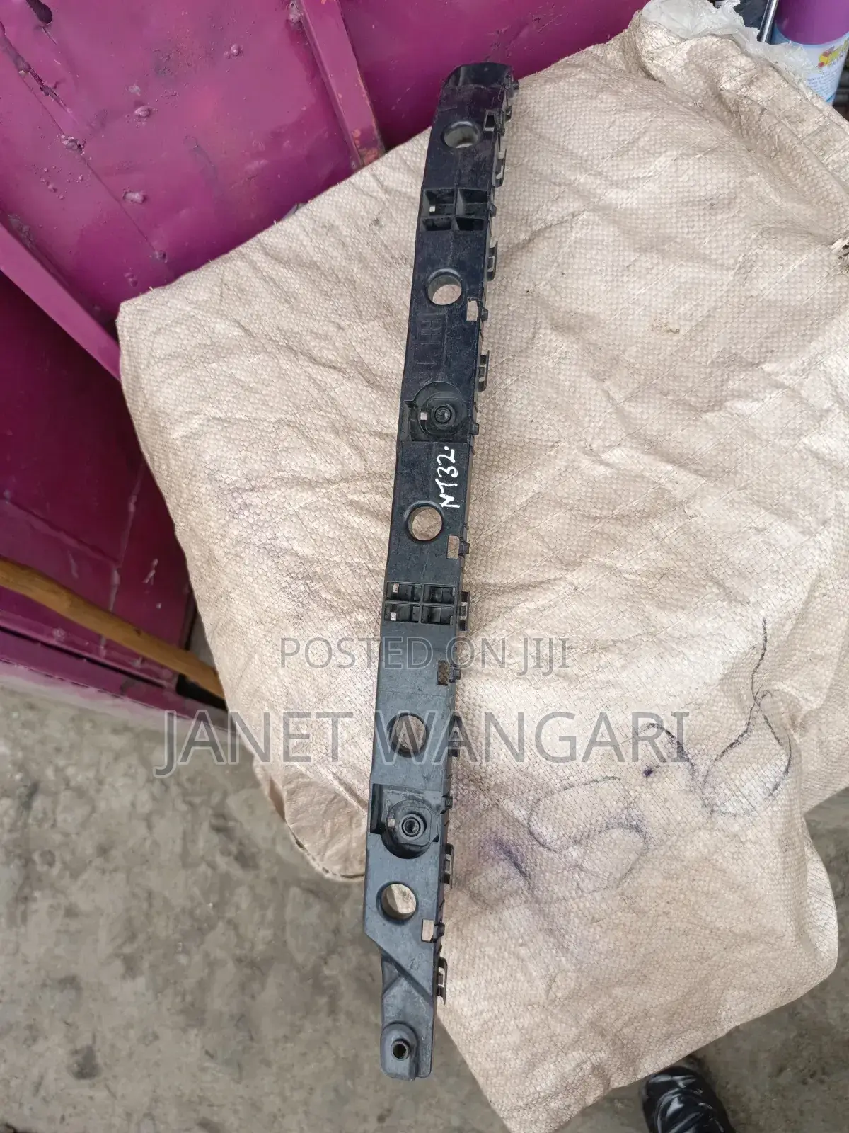 Rear Bumper Slide Xtrail Nt32
