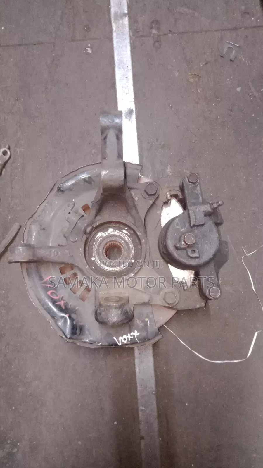Noah Wheel Hub