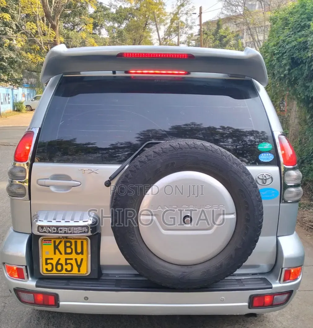 Toyota Land Cruiser Prado 2006 Silver