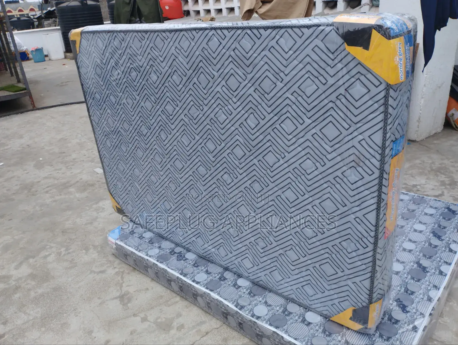 Premium Morning Glory 4x6 Quilted 8-Inch Supportive Foam Mattress