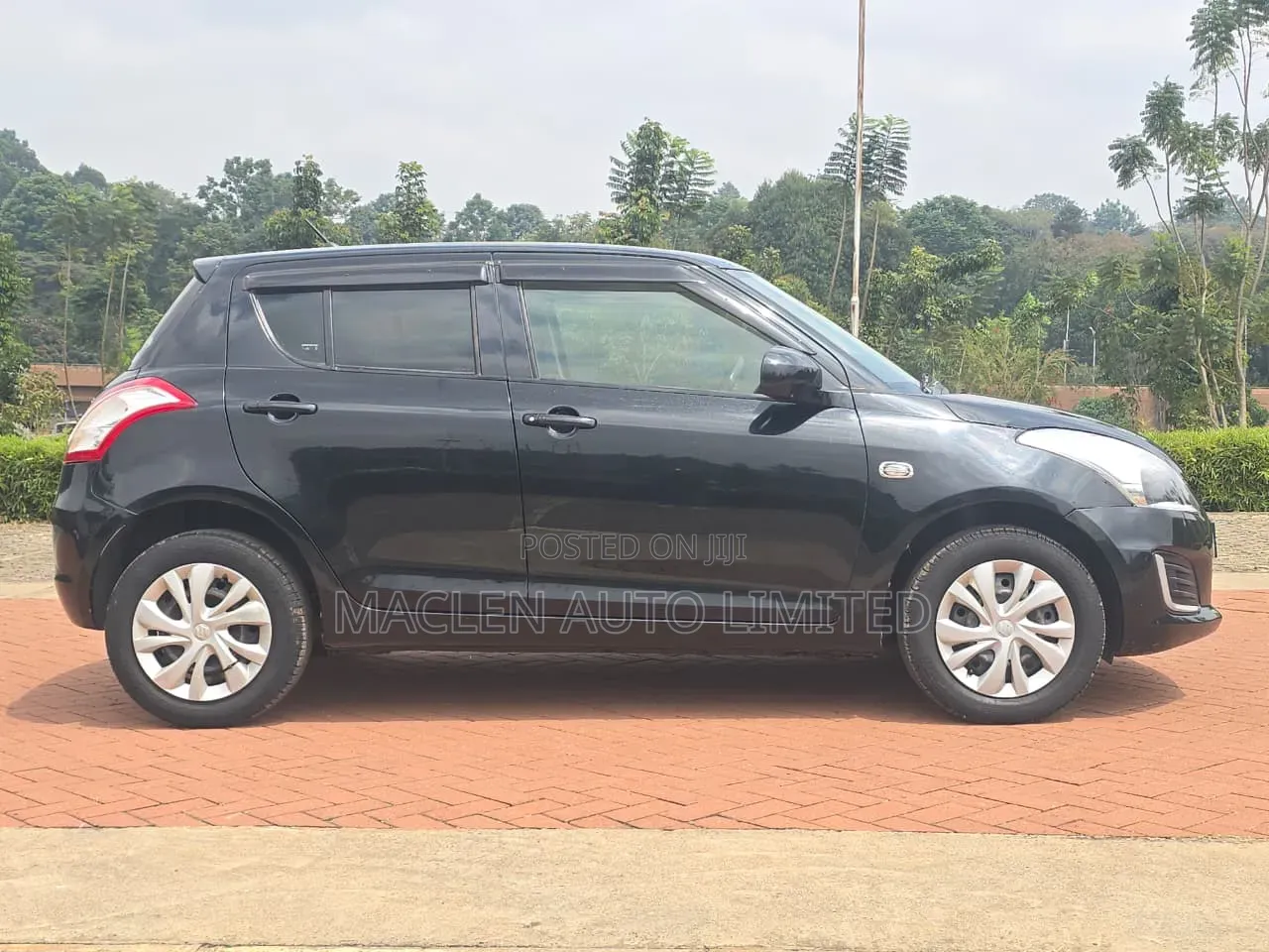 Suzuki Swift 2015 Black