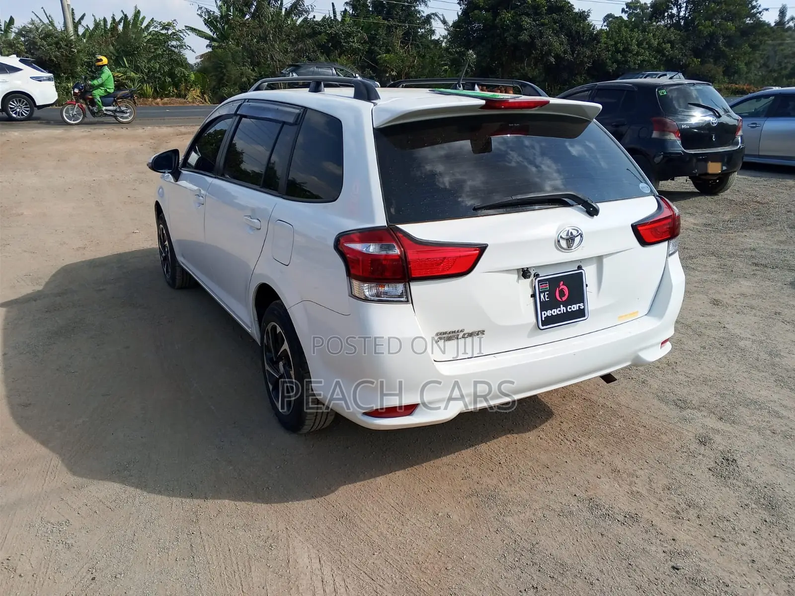 Toyota Corolla Fielder 2019 White