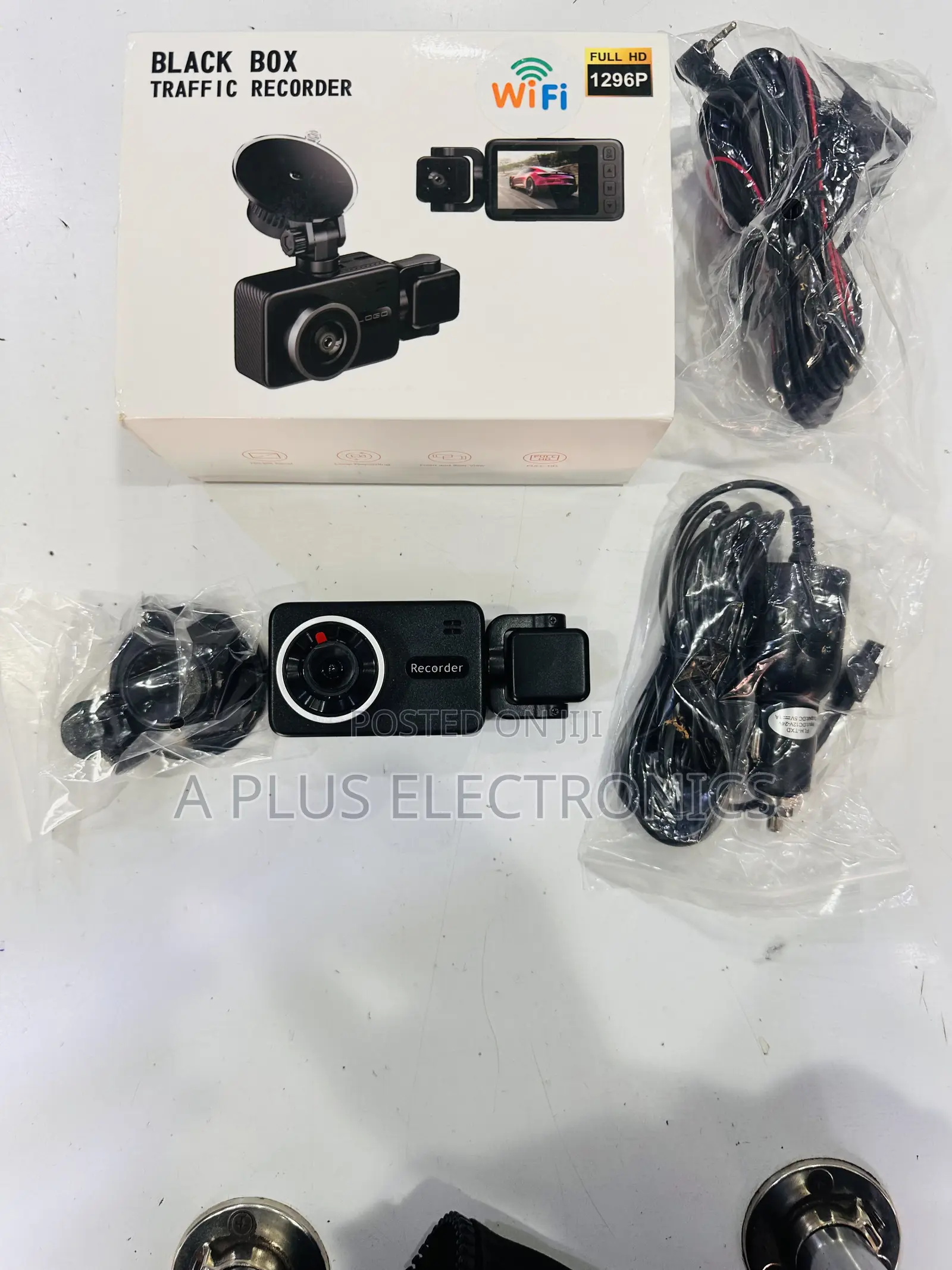 Blackbox Dash Camera 3 Lens S23 Full HD Front Inside Rear