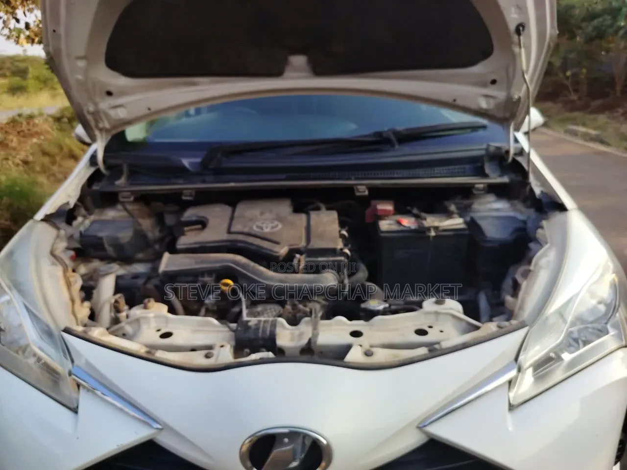 Toyota Vitz 2018 White