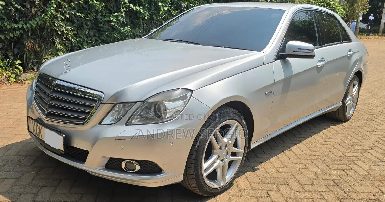 Mercedes-Benz E250 2009 Silver