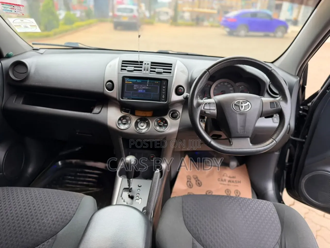 Toyota Vanguard 2013 Black
