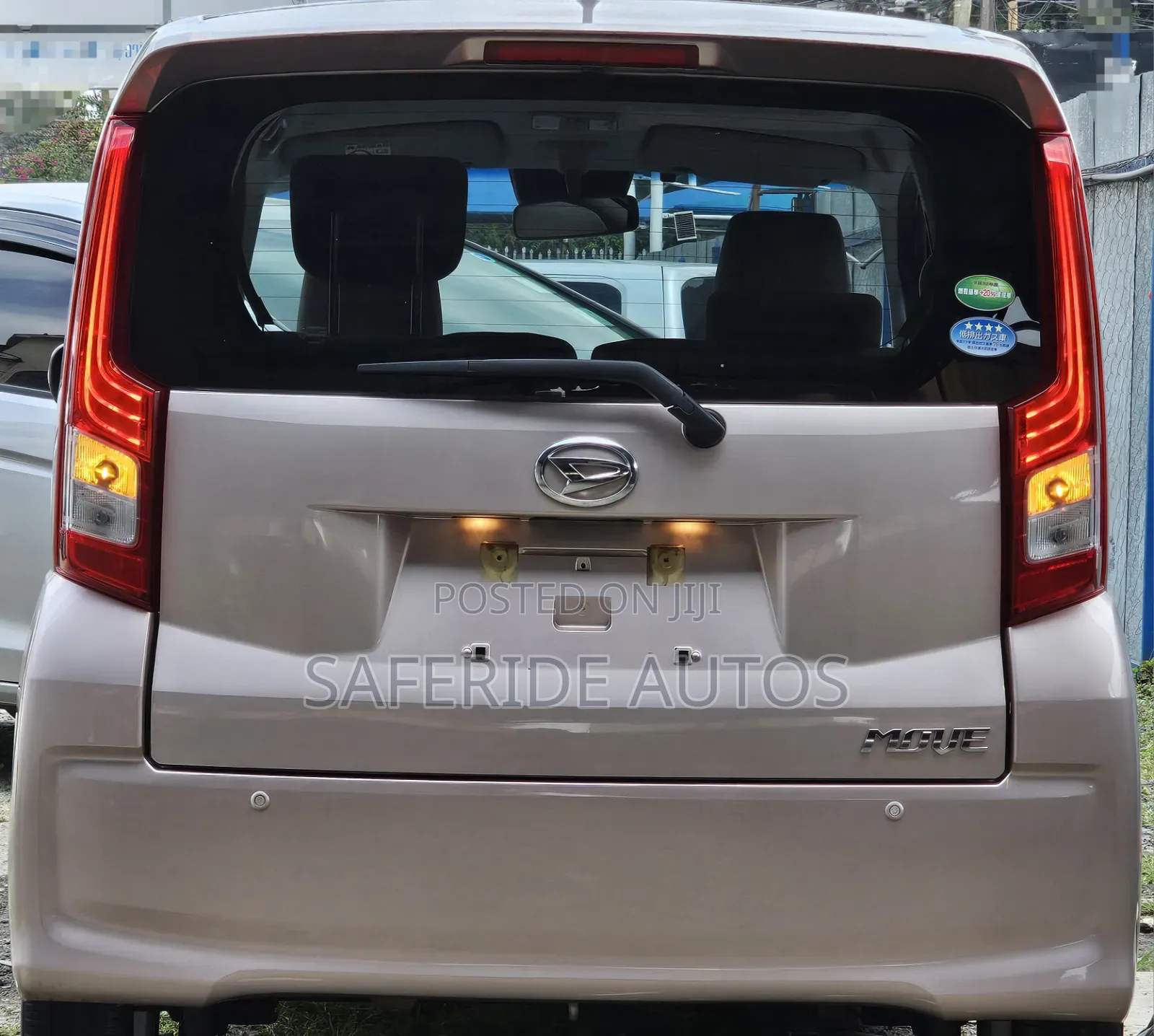 Daihatsu Move 2019 Gold