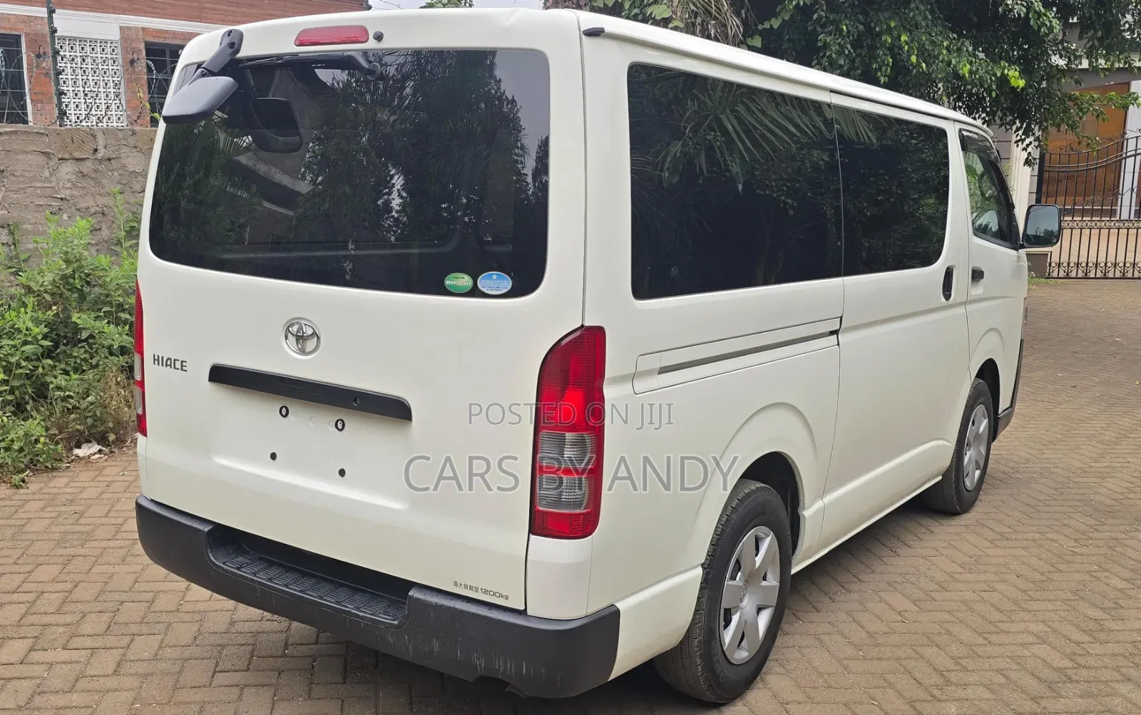 Toyota HiAce 2020 White