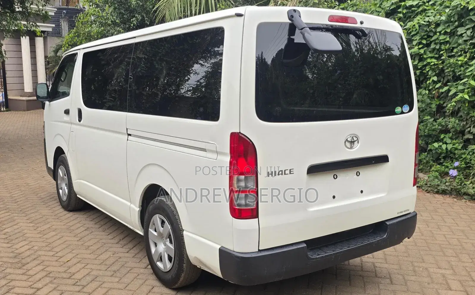 Toyota HiAce 2020 White