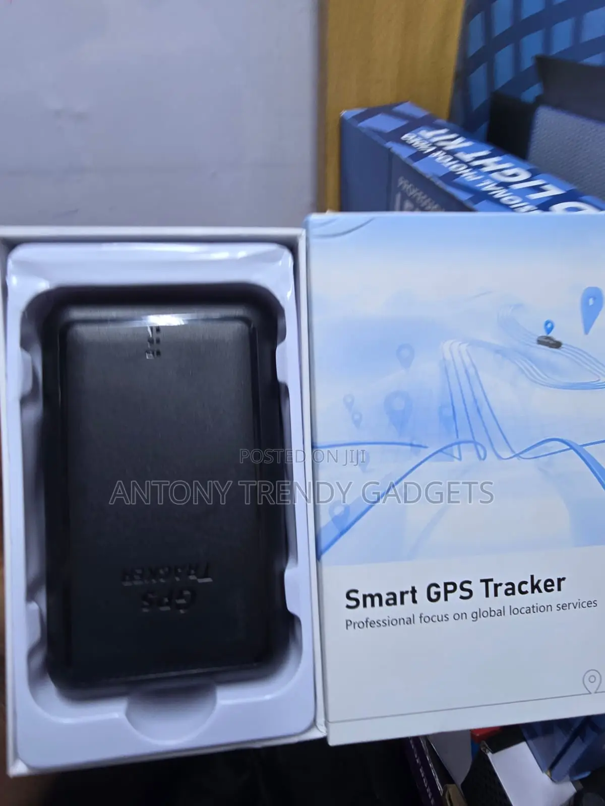 Smart P11 Vehicle GPS Tracker for Cars Trucks Assets