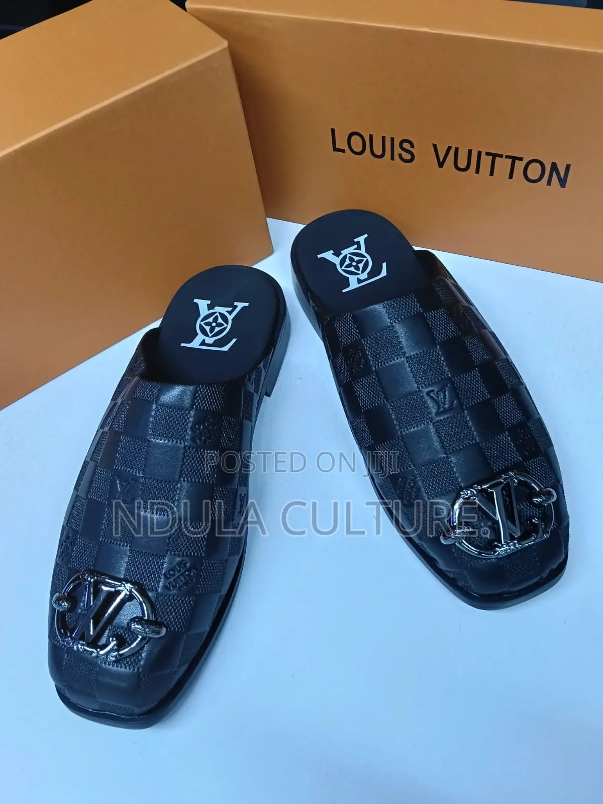 Designer Houses Quality Mules