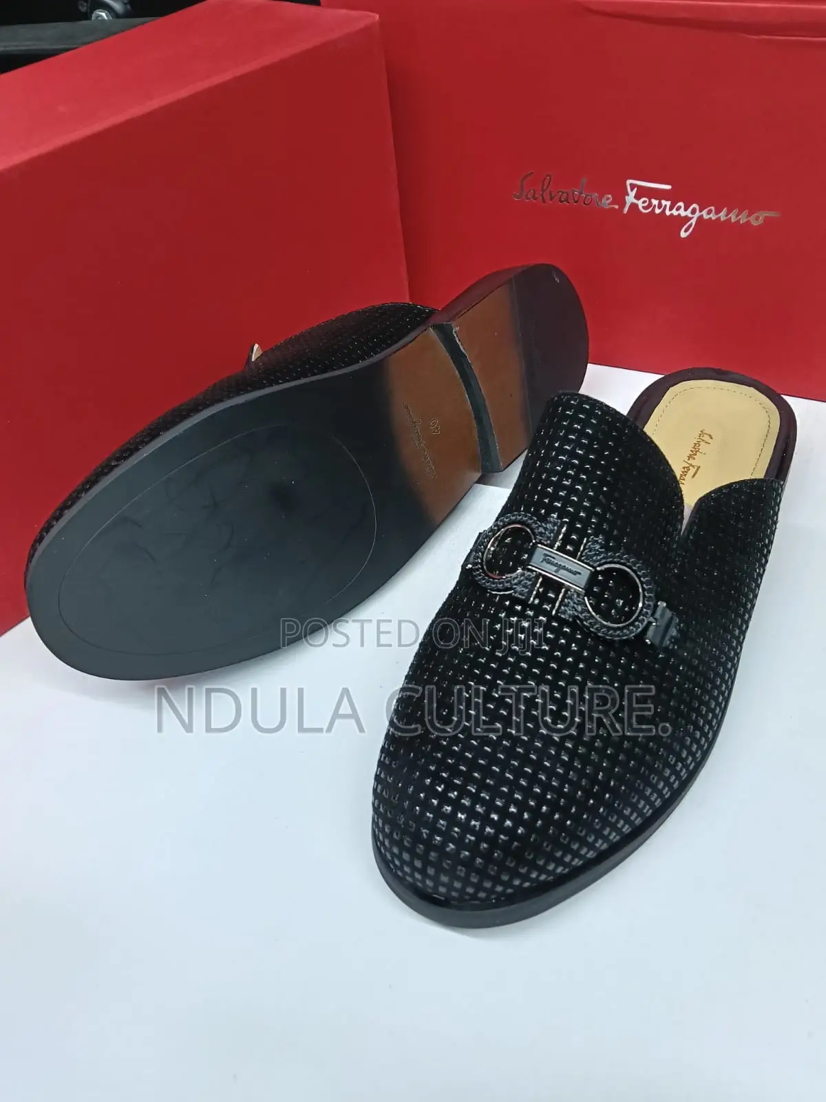 Designer Houses Quality Mules