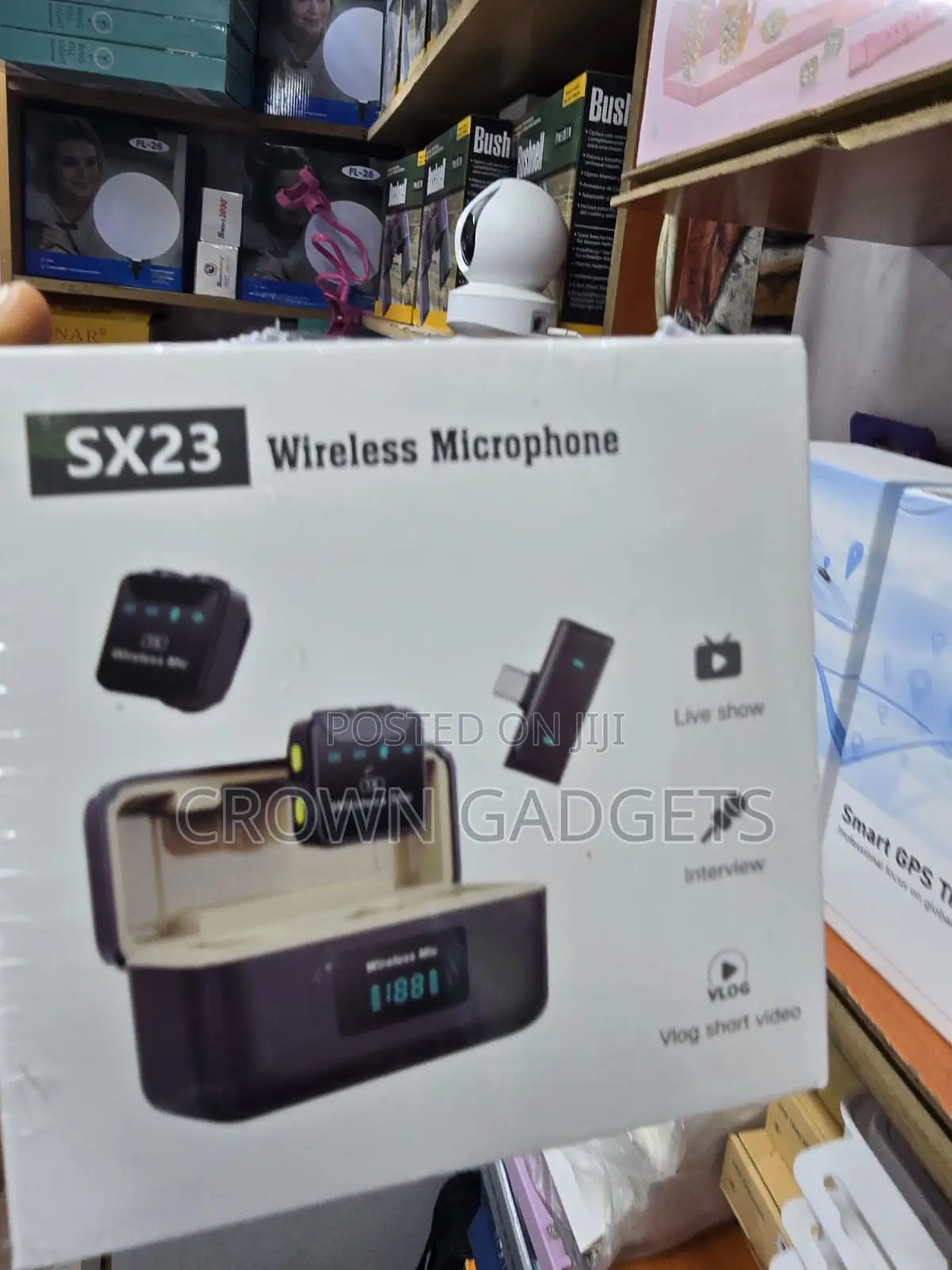 SX23 Professional Lavalier Microphone With 3-in-1 Receiver