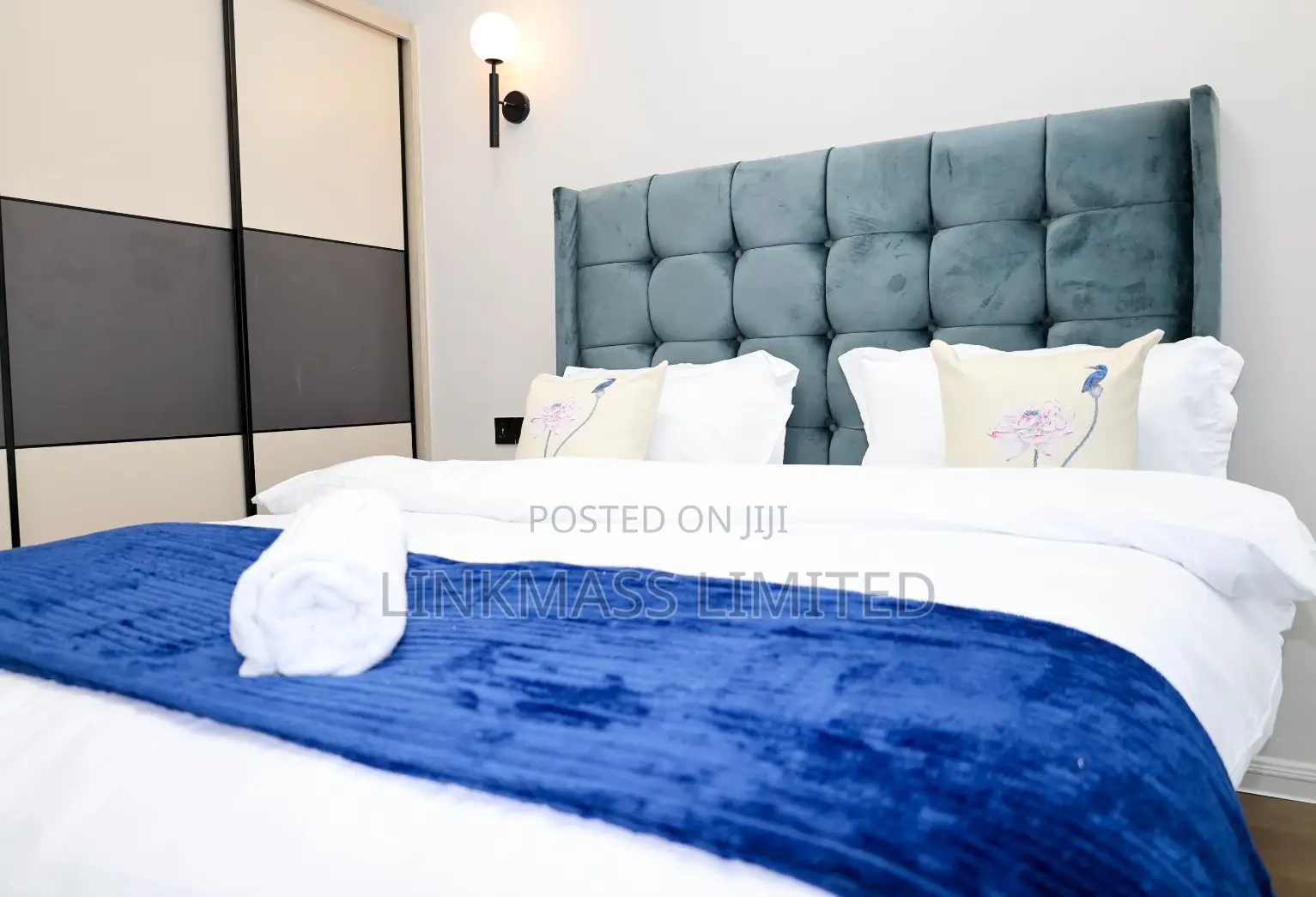 Furnished 3bdrm Apartment in Apple Tree Apartment, Hotel 67 Area