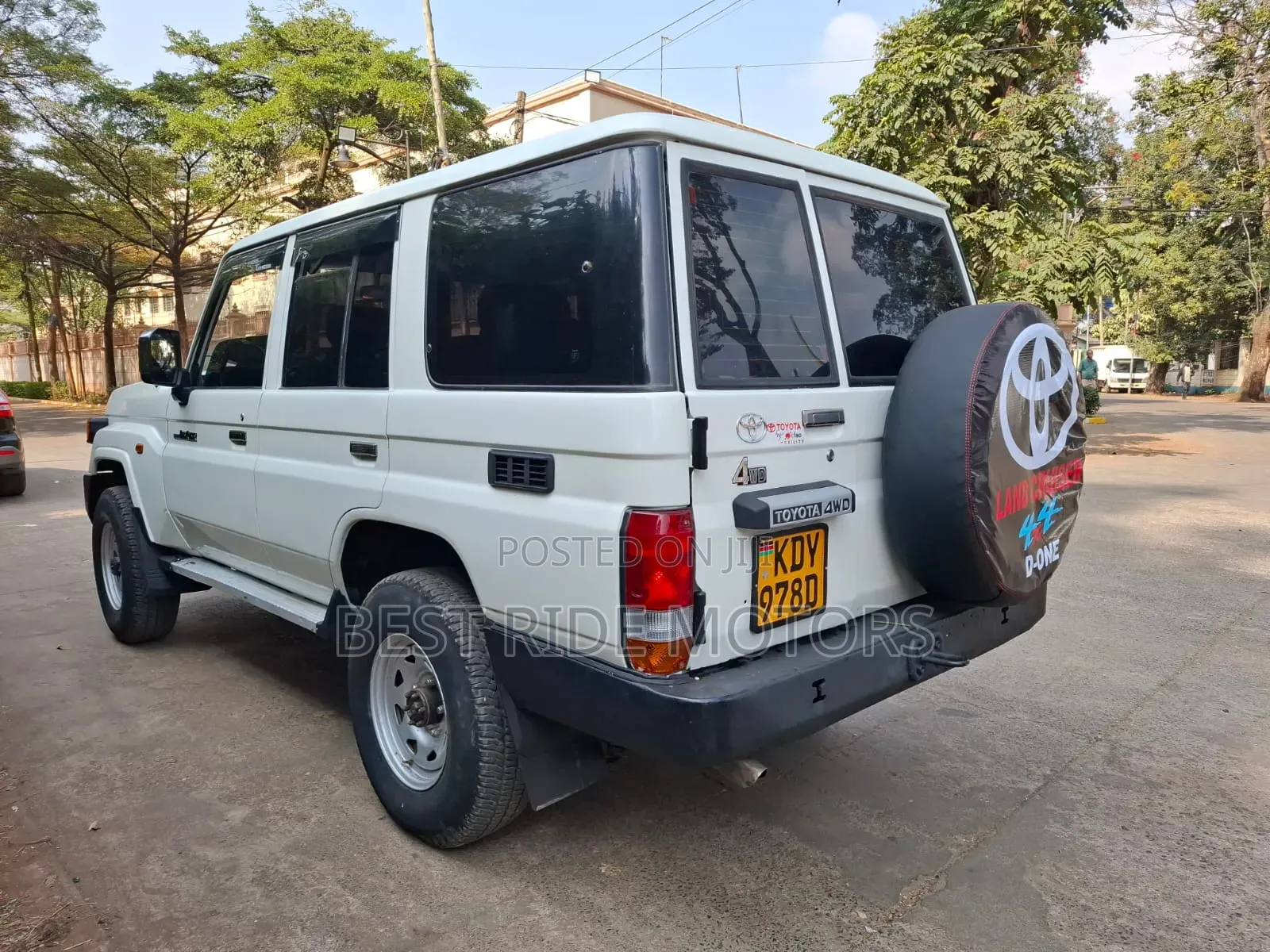 Toyota Land Cruiser 79 Series 2008 White