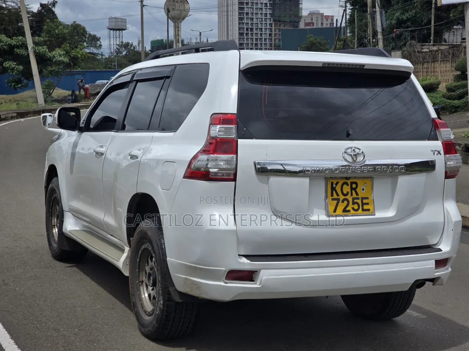 Toyota Land Cruiser Prado 2011 White