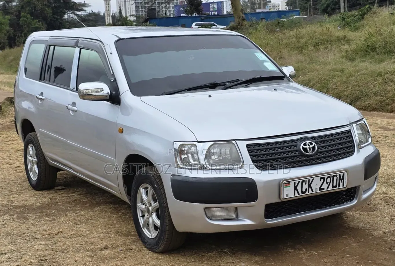 Toyota Succeed 2011 Silver