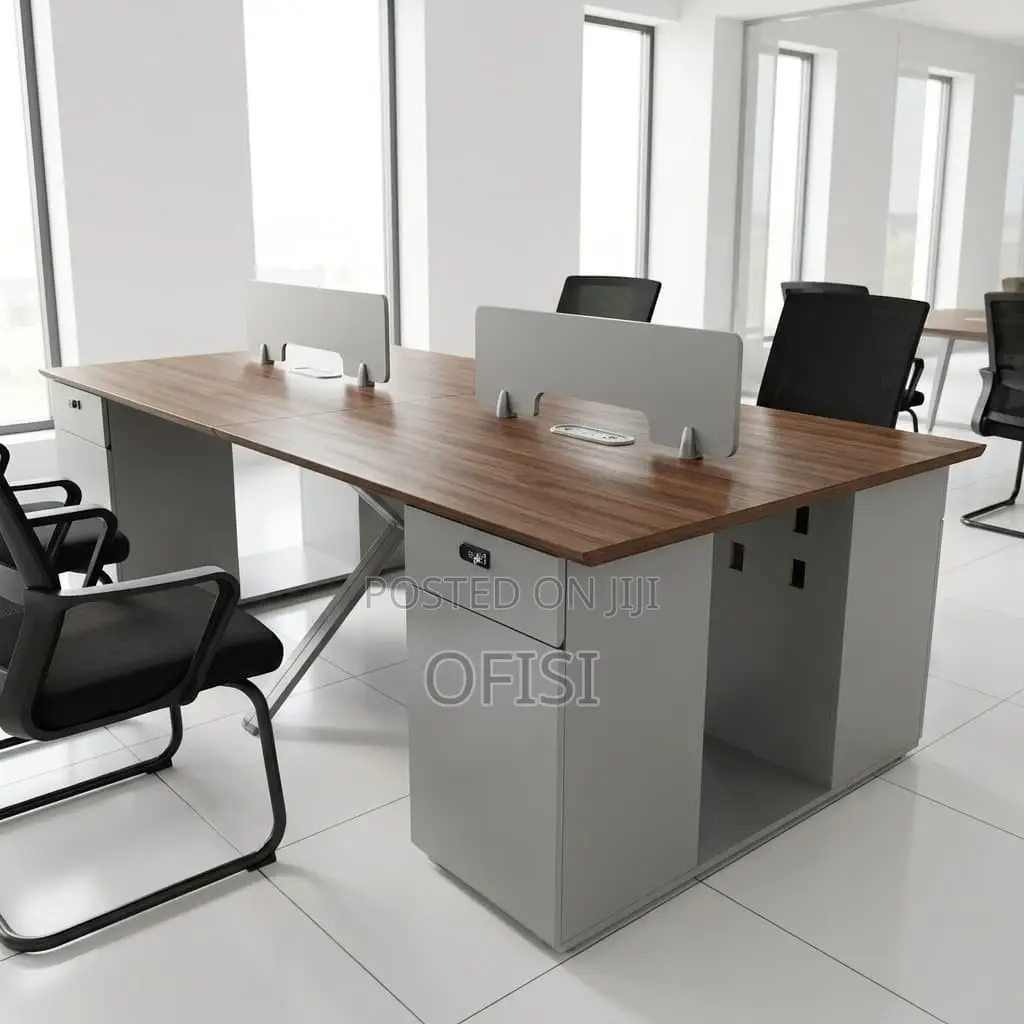 Office Workstation; 4-Way Modern Staff Office Desk/ Workstation