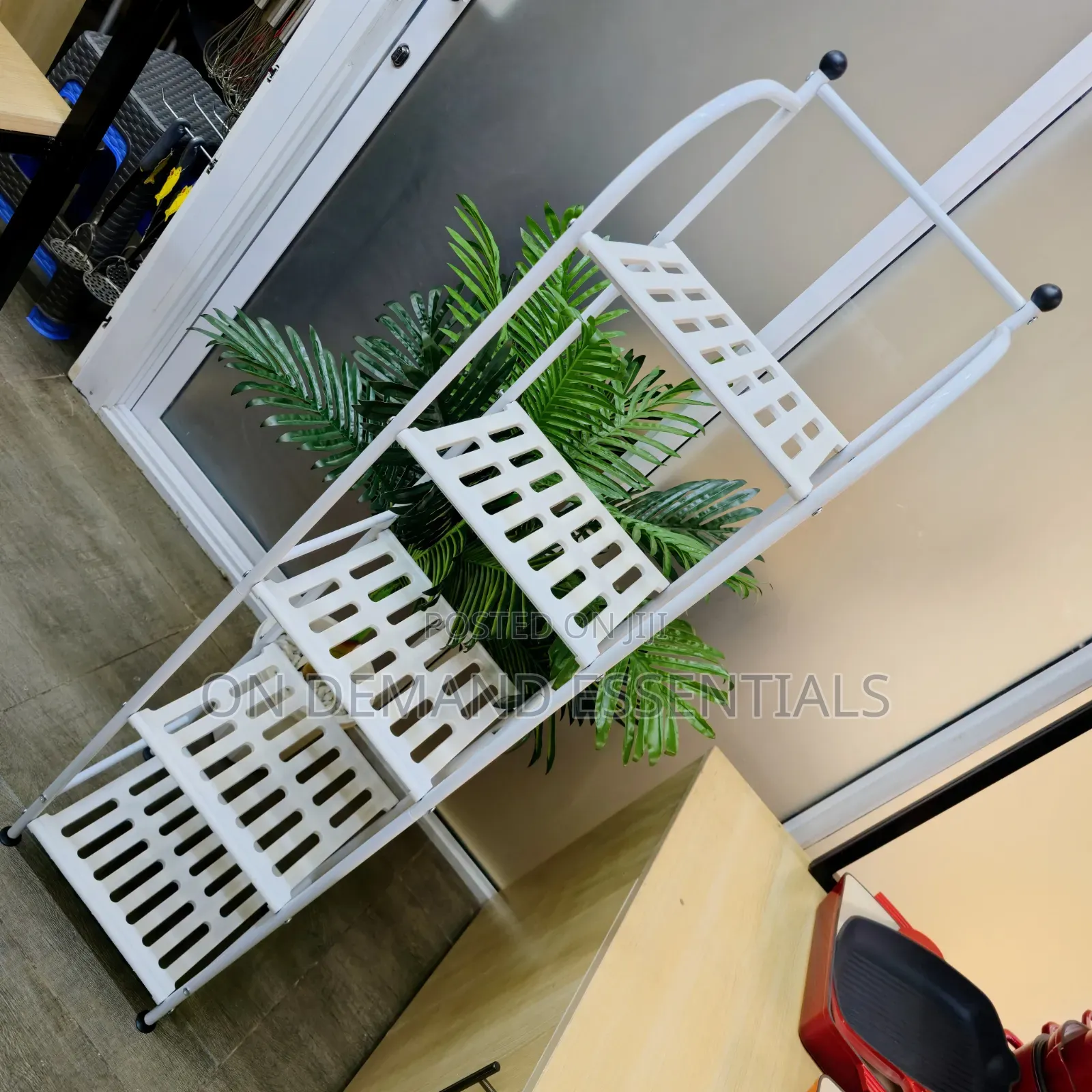5 Tier Metallic Rack
-Multipurpose