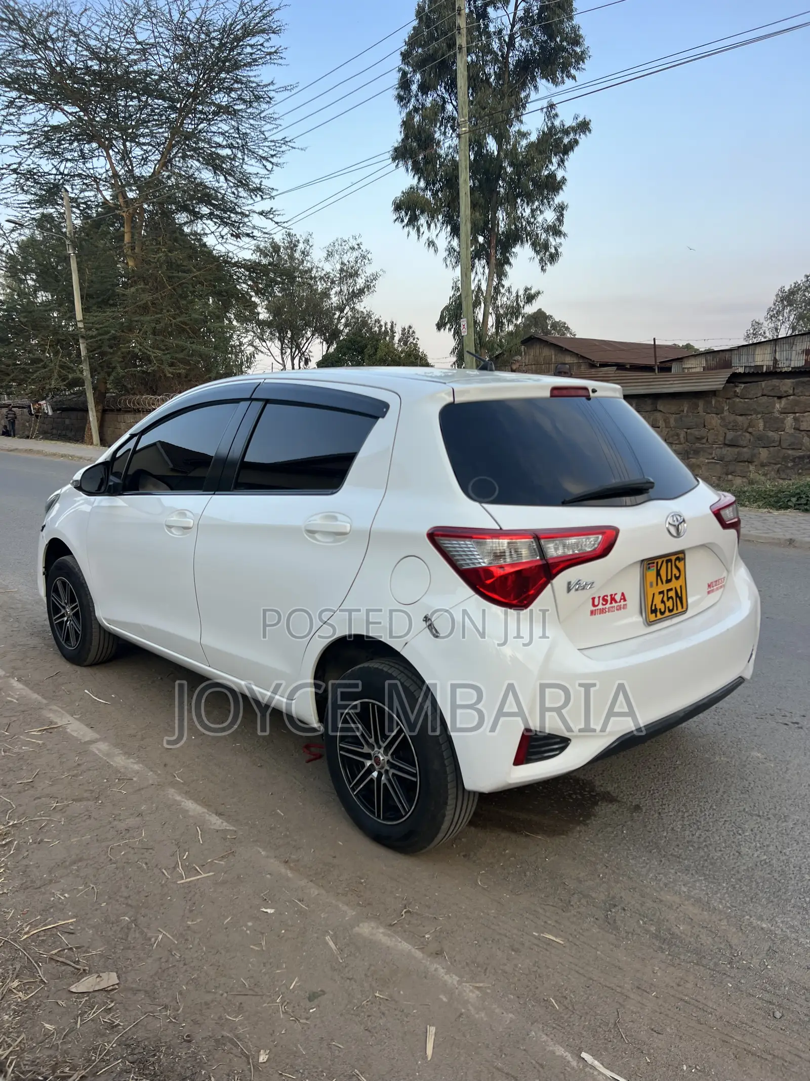 Toyota Vitz 2017 White