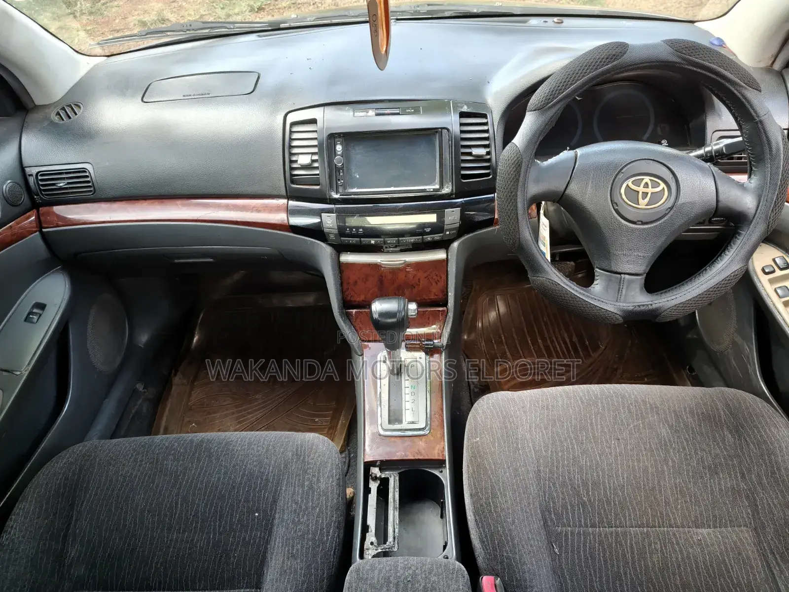 Toyota Premio 2005 Purple