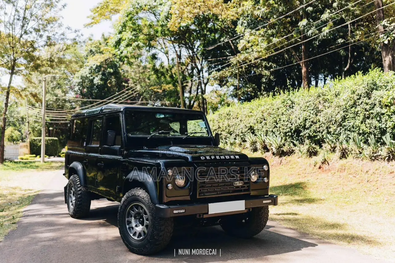 Land Rover Defender 2010 Black