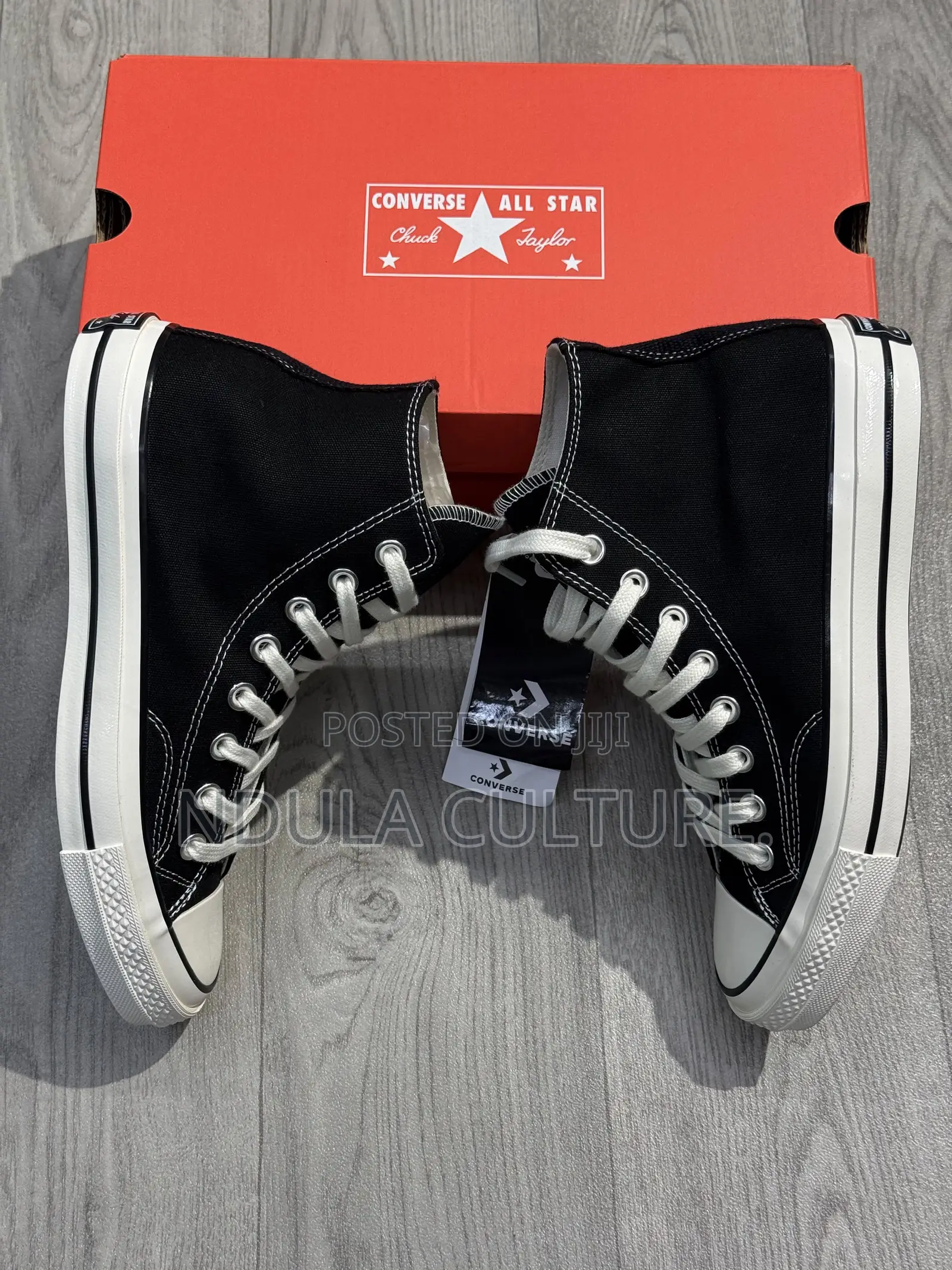High Top Converse Chuck Taylor