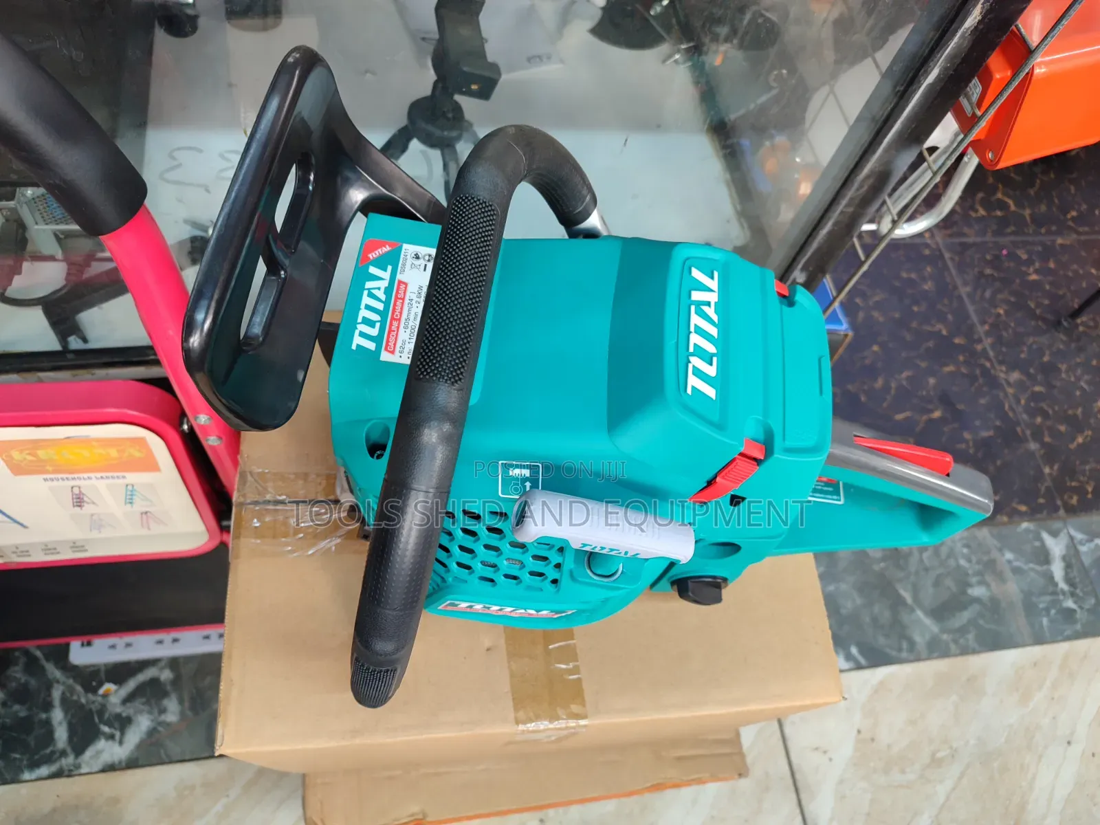 Gasoline Chainsaw