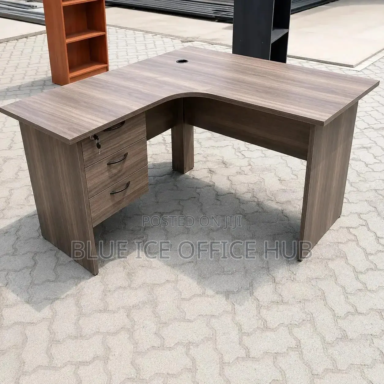 Modern Corner Workstation.With Secure Drawer Desk-L-Shape
