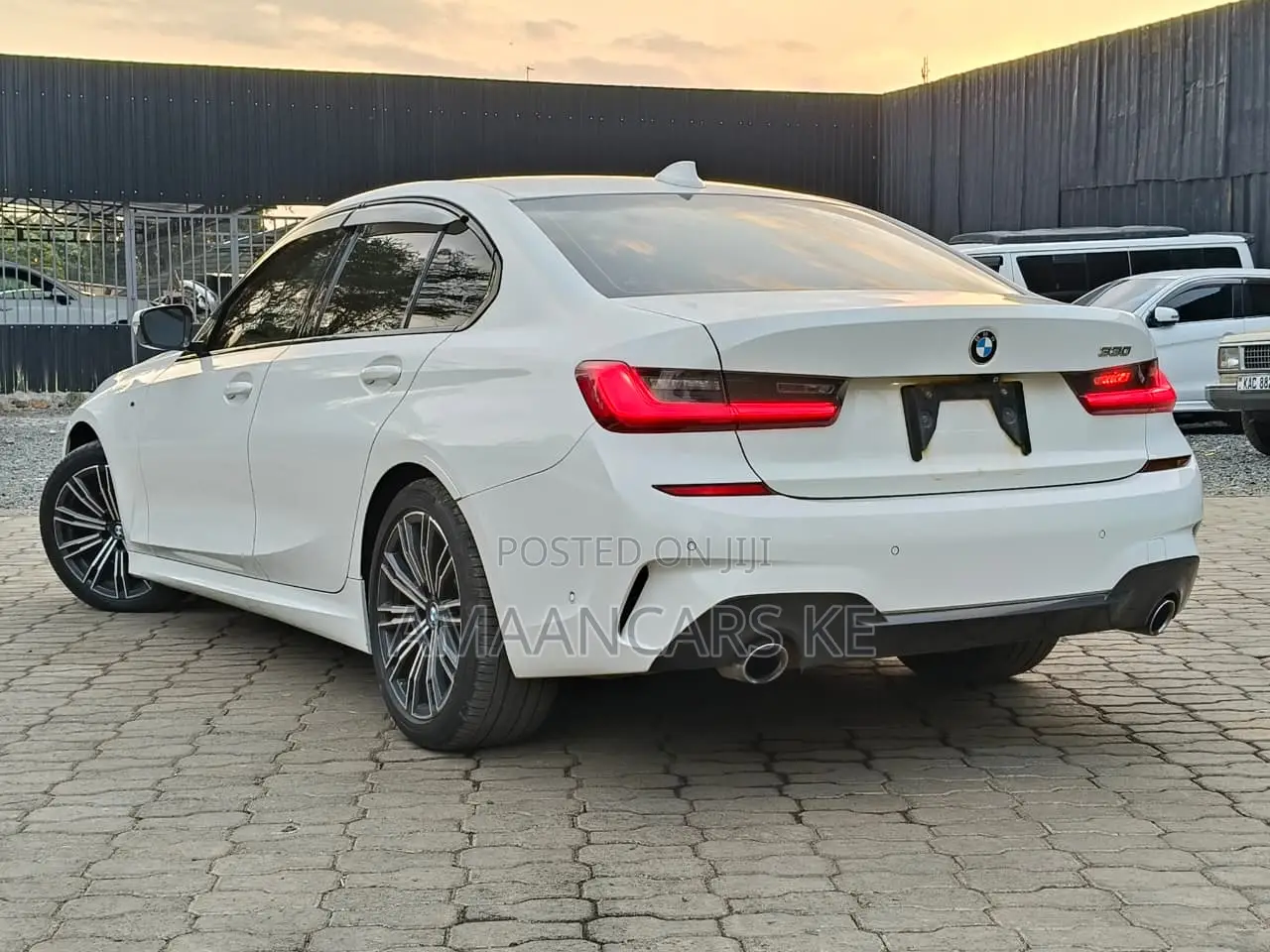 BMW 330i 2019 White