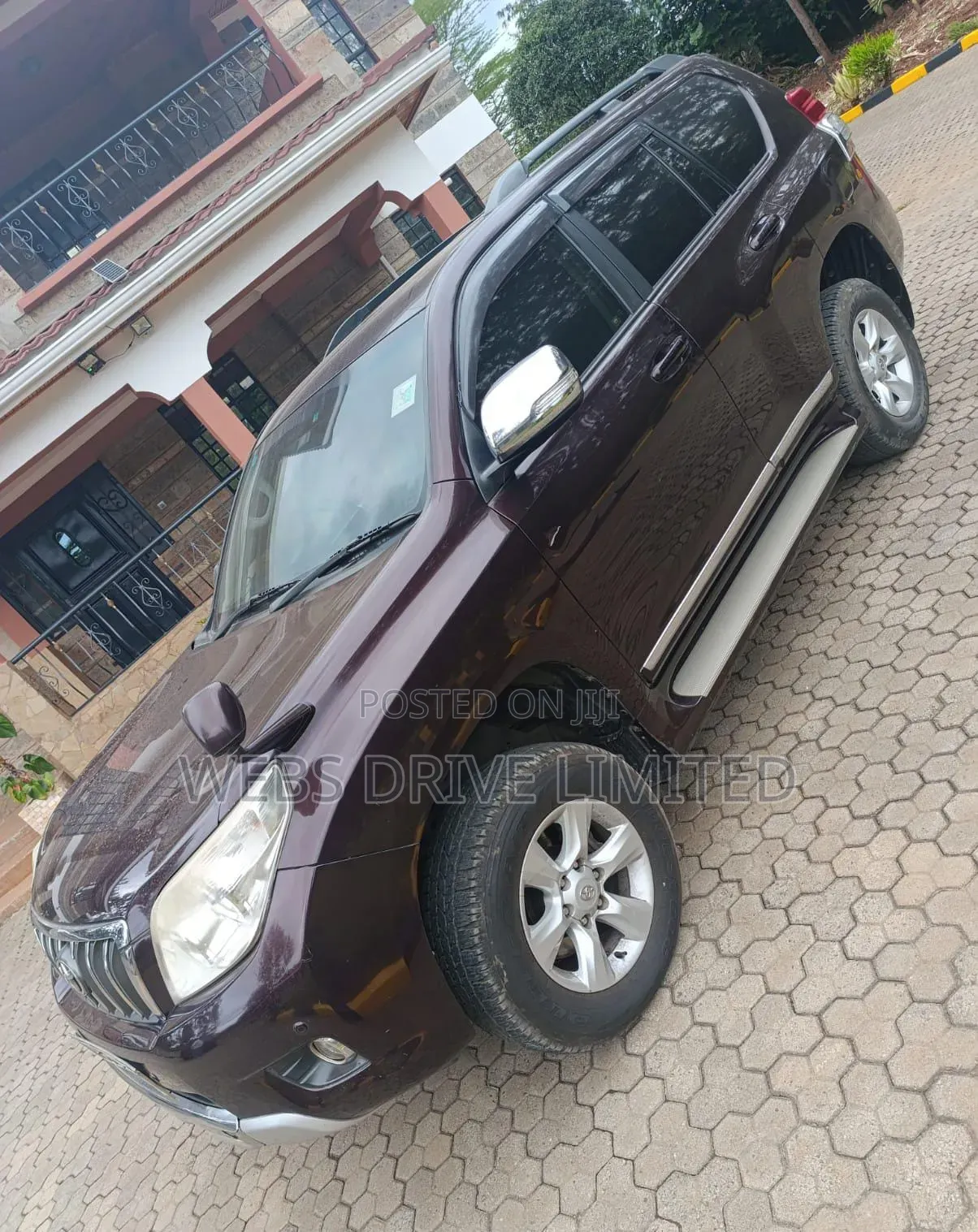 Toyota Land Cruiser Prado 2011 Brown