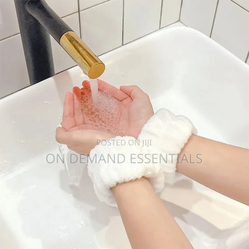 2pcs One Pair Wash Face and Wrist Band