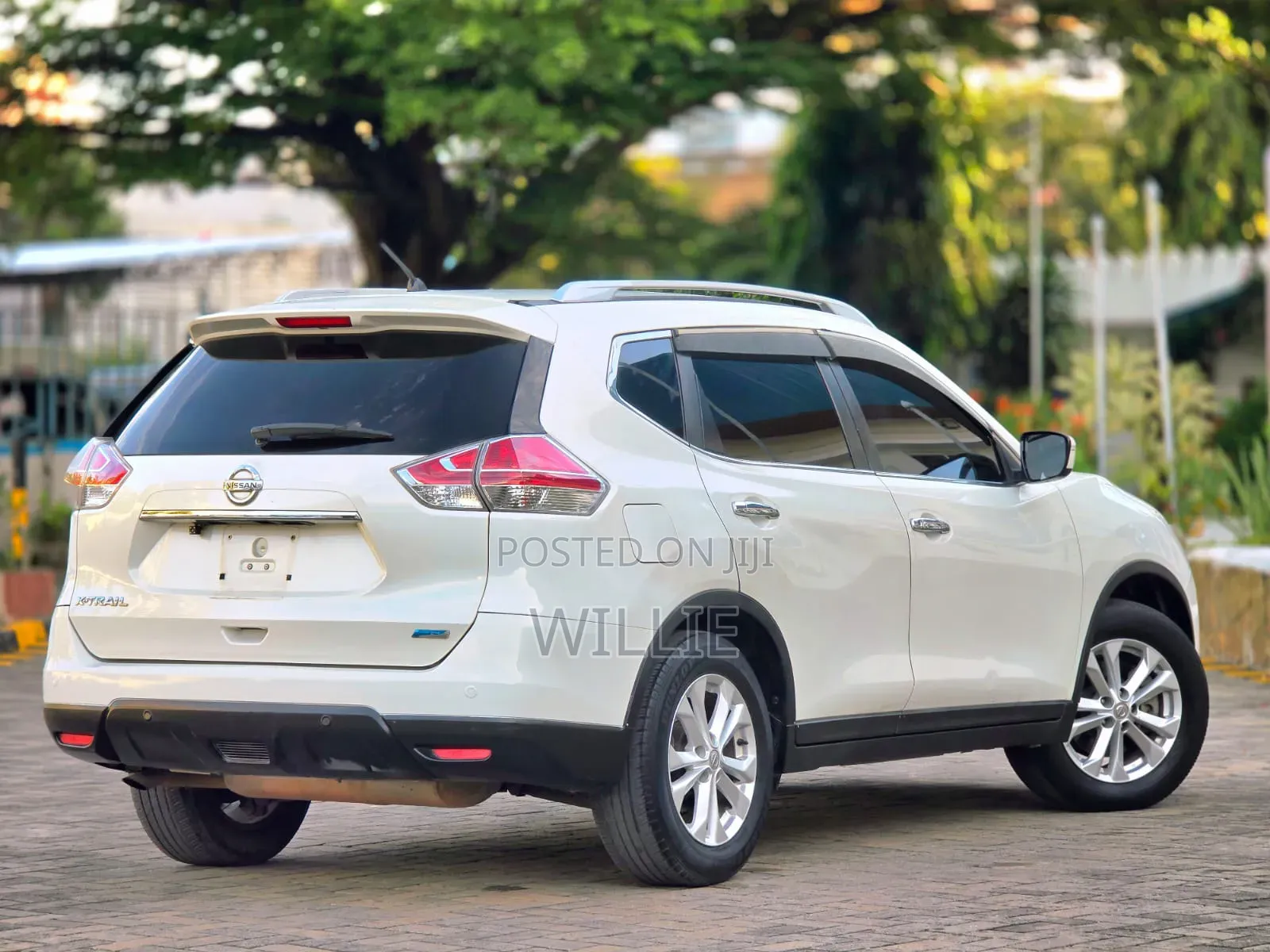 Nissan X-Trail 2017 White