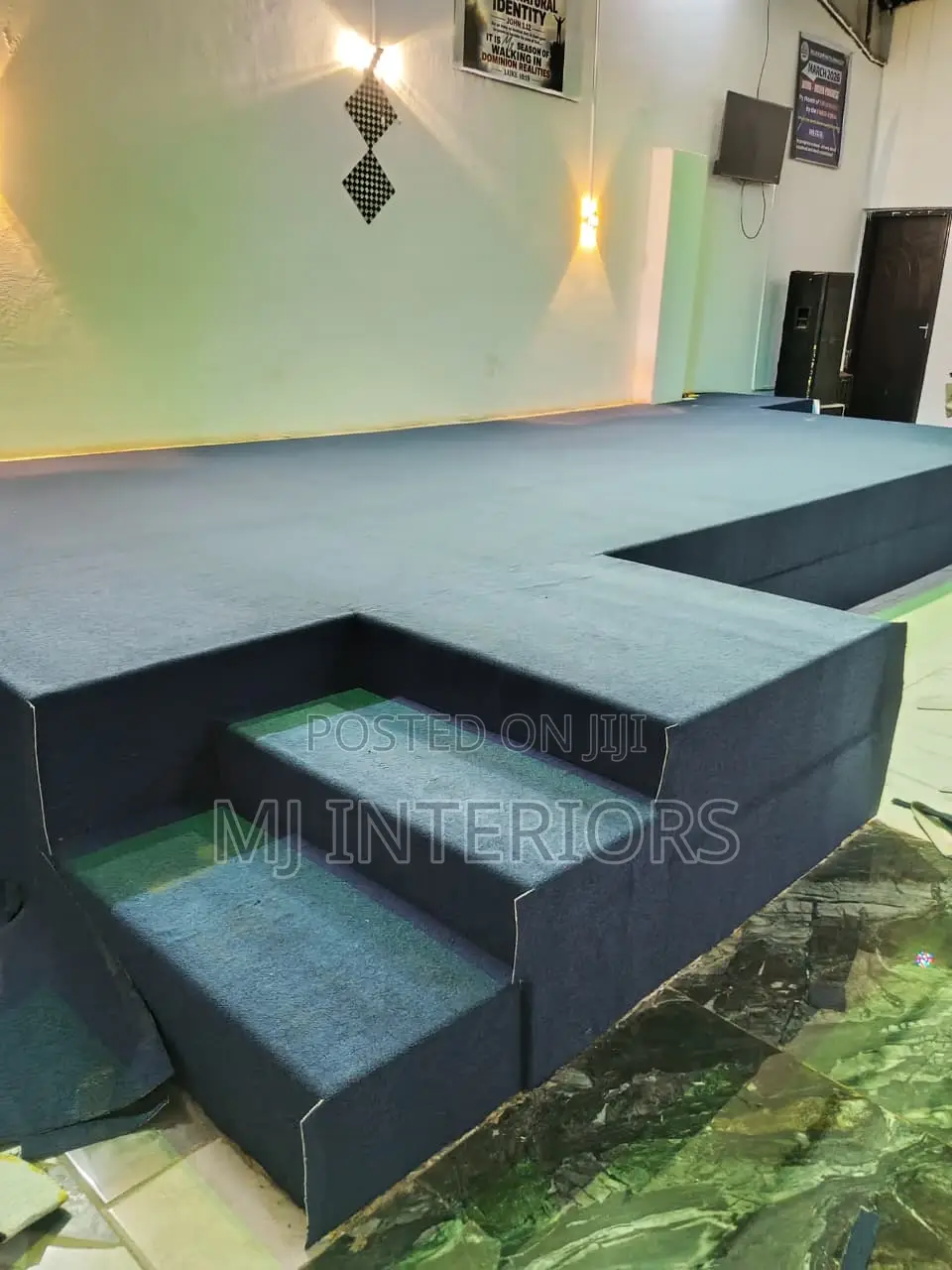 NavyBlue Carpet Flooring for Elegant Living Spaces